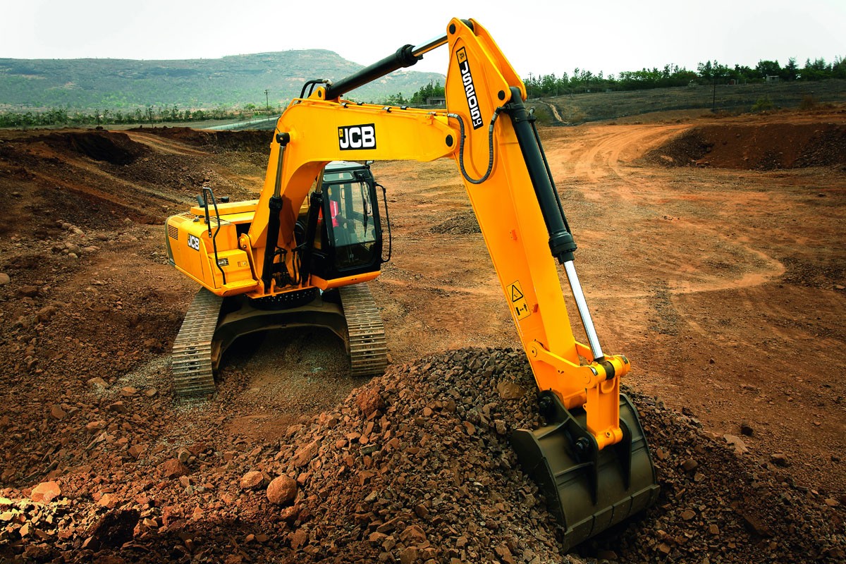 гусеничный экскаватор JCB